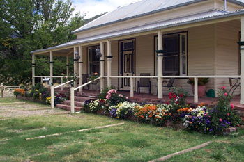 Snug As A Bug Motel - Accommodation Sunshine Coast 2