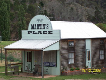 Snug As A Bug Motel - Accommodation Sunshine Coast 3