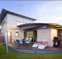 King Tide Townhouse - Accommodation Sunshine Coast