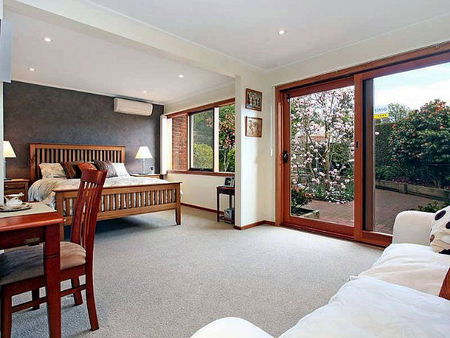 The Courtyard Mt Eliza - Accommodation Sunshine Coast 1