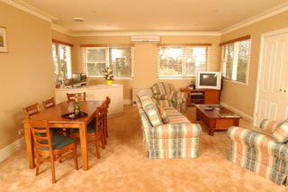 Graebern Lodge - Accommodation Sunshine Coast 2