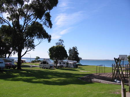 Cowes Caravan Park - Accommodation Sunshine Coast 1