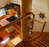 Aireys Overboard Seaside Cottage - Accommodation Sunshine Coast