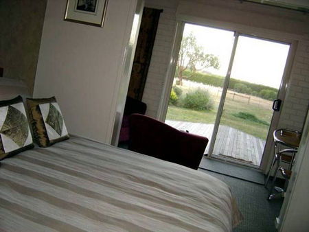 South Beach Haven - Accommodation Sunshine Coast 2