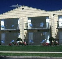 Waterfront Motor Inn - Accommodation Sunshine Coast