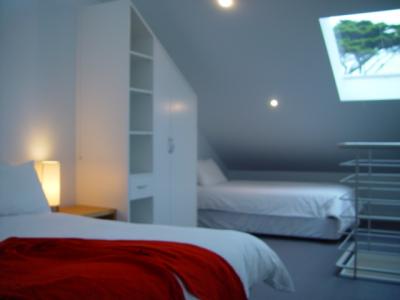 Oceanic Apartments - Accommodation Sunshine Coast 2