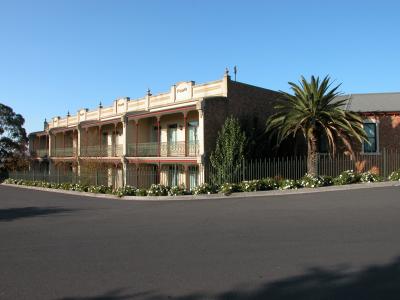 Terrace Motel Cranbourne - Accommodation Sunshine Coast 2