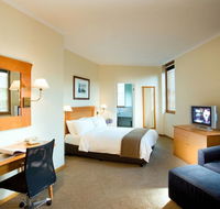 Holiday Inn Old Sydney - Accommodation Sunshine Coast