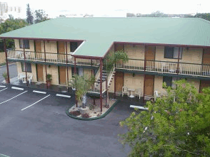 Harbour Lodge Motel - Accommodation Sunshine Coast 0