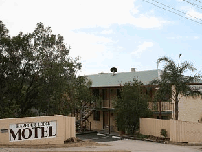 Harbour Lodge Motel - Accommodation Sunshine Coast 2