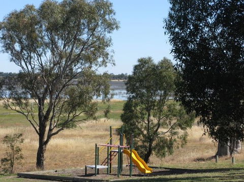 Natimuk Lake Caravan Park - Accommodation Sunshine Coast 3