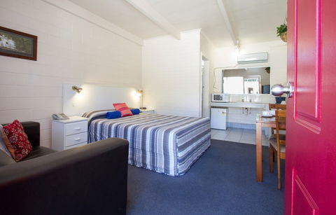 Wattle Motel - Accommodation Sunshine Coast 1