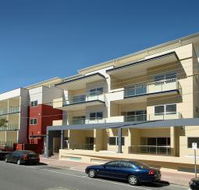 Glenelg Pacific Apartments - Accommodation Sunshine Coast