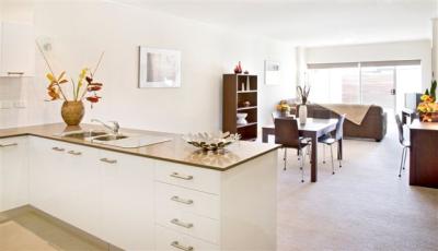 Glenelg Pacific Apartments - Accommodation Sunshine Coast 2