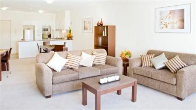 Glenelg Pacific Apartments - Accommodation Sunshine Coast 3
