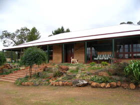 Yayl Lodge Bed & Breakfast - Accommodation Sunshine Coast 0