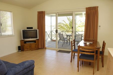 Discovery Holiday Parks - Koombana Bay - Accommodation Sunshine Coast 2