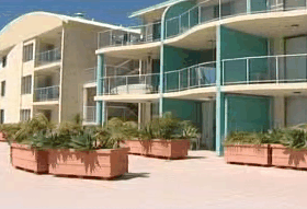Waldorf Apartment Hotel - Accommodation Sunshine Coast