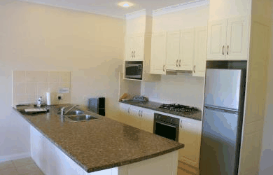Cadman Apartments - Accommodation Sunshine Coast 3
