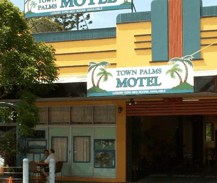 Town Palms Motel - Accommodation Sunshine Coast