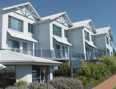 Breakers Apartments Mollymook - Accommodation Sunshine Coast 2