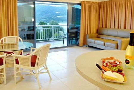 Coral Sea Vista Apartments - Accommodation Sunshine Coast 4