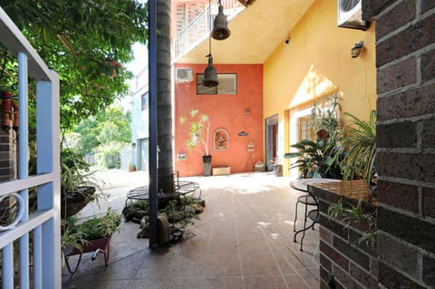 Rooftops Bed & Breakfast - Accommodation Sunshine Coast 1