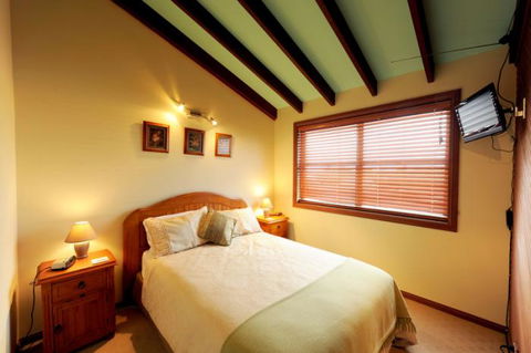 Rooftops Bed & Breakfast - Accommodation Sunshine Coast 4