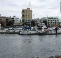 Glenelg Lake Holiday Apartment Accommodation - Accommodation Sunshine Coast