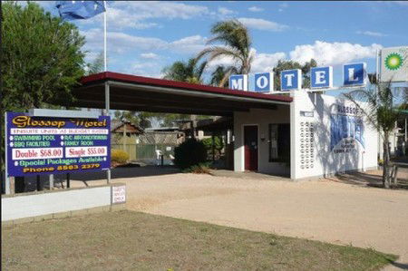 Glossop Motel - Accommodation Sunshine Coast 0