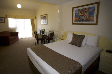 Toowong Inn & Suites - Accommodation Sunshine Coast 2