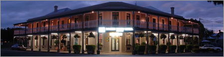 Roches Family Hotel - Accommodation Sunshine Coast 1