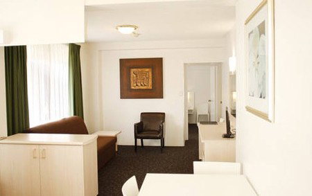 Cronulla Motor Inn - Accommodation Sunshine Coast 1