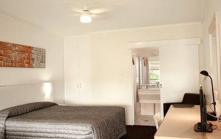 Cronulla Motor Inn - Accommodation Sunshine Coast 2