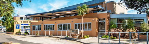 The Sands Hotel Motel - Accommodation Sunshine Coast 1