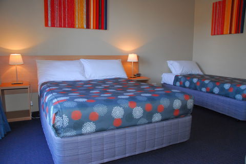 The Sands Hotel Motel - Accommodation Sunshine Coast 3