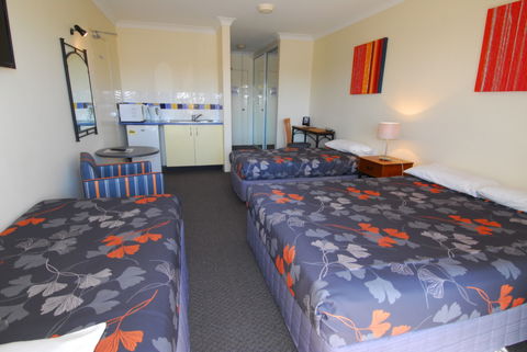 The Sands Hotel Motel - Accommodation Sunshine Coast 4