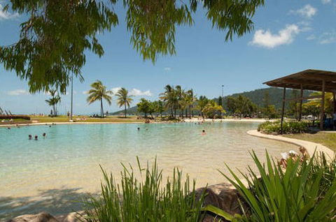 Whitsunday On The Beach - Accommodation Sunshine Coast 4