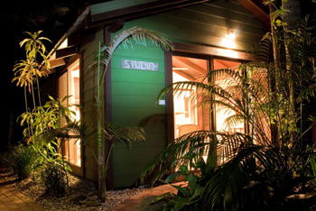 A Beach House At Byron - Accommodation Sunshine Coast 4