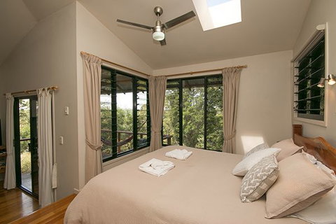 Tallaringa Views - Accommodation Sunshine Coast 1
