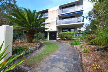 A Bay Breeze - Accommodation Sunshine Coast 0