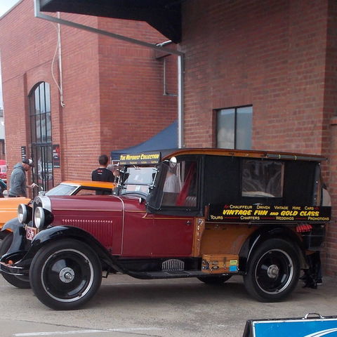 Vintage Fun Hire Cars - Accommodation Sunshine Coast 0