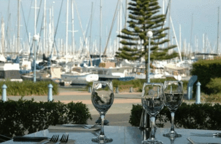 Manly Harbour Village - Accommodation Sunshine Coast 3