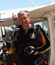 The Parachute School - Skydiving - Accommodation Sunshine Coast 1