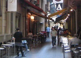 MELTours - Accommodation Sunshine Coast 1