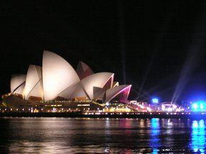 Sydney Opera House - Accommodation Sunshine Coast 3
