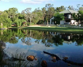 Lake House Gallery - Accommodation Sunshine Coast 0