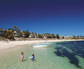 Geordie Bay - Accommodation Sunshine Coast 0