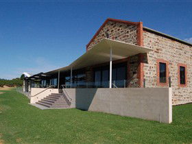 Angove McLaren Vale Vineyards And Cellar Door - Accommodation Sunshine Coast 0