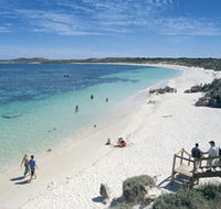 Salmon Bay - Accommodation Sunshine Coast